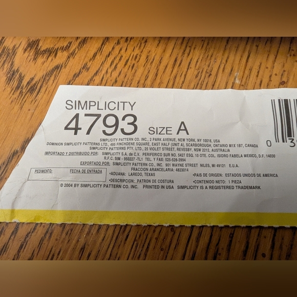 Simplicity 4793 Dummies Sewing Pattern Dog Bed Covers Coats Size A - Picture 4 of 11